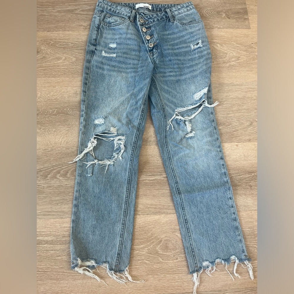 Vervet Distressed Jeans